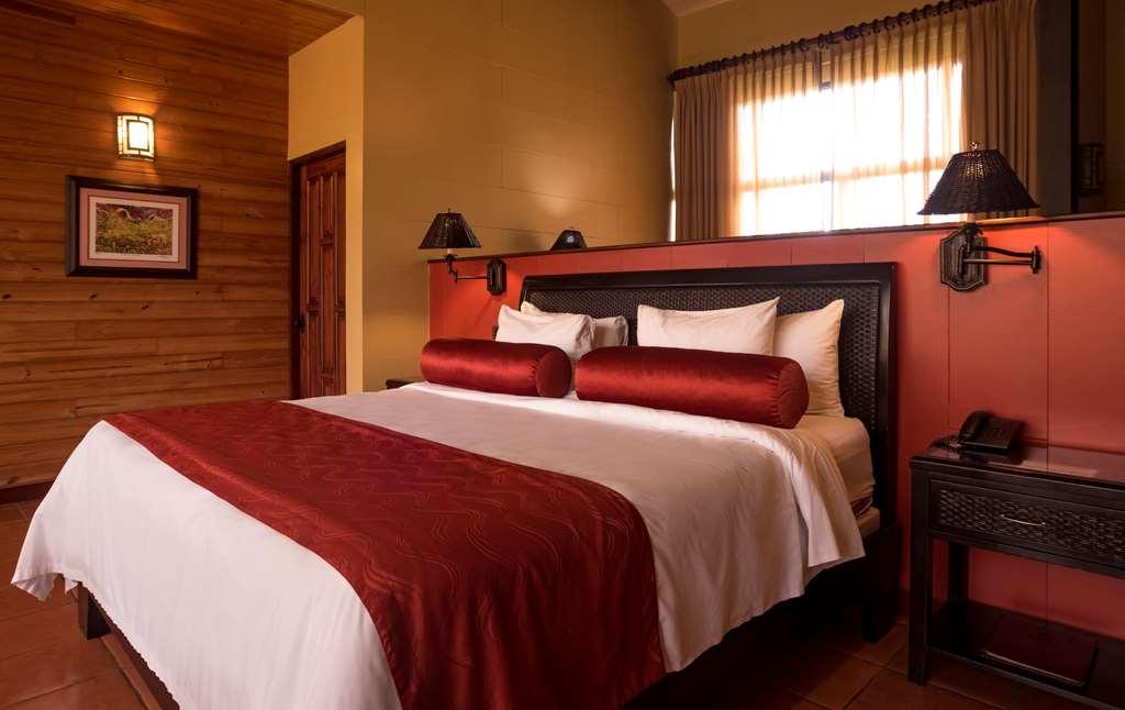 Hotel Arenal Kioro Suites & Spa La Fortuna Room photo