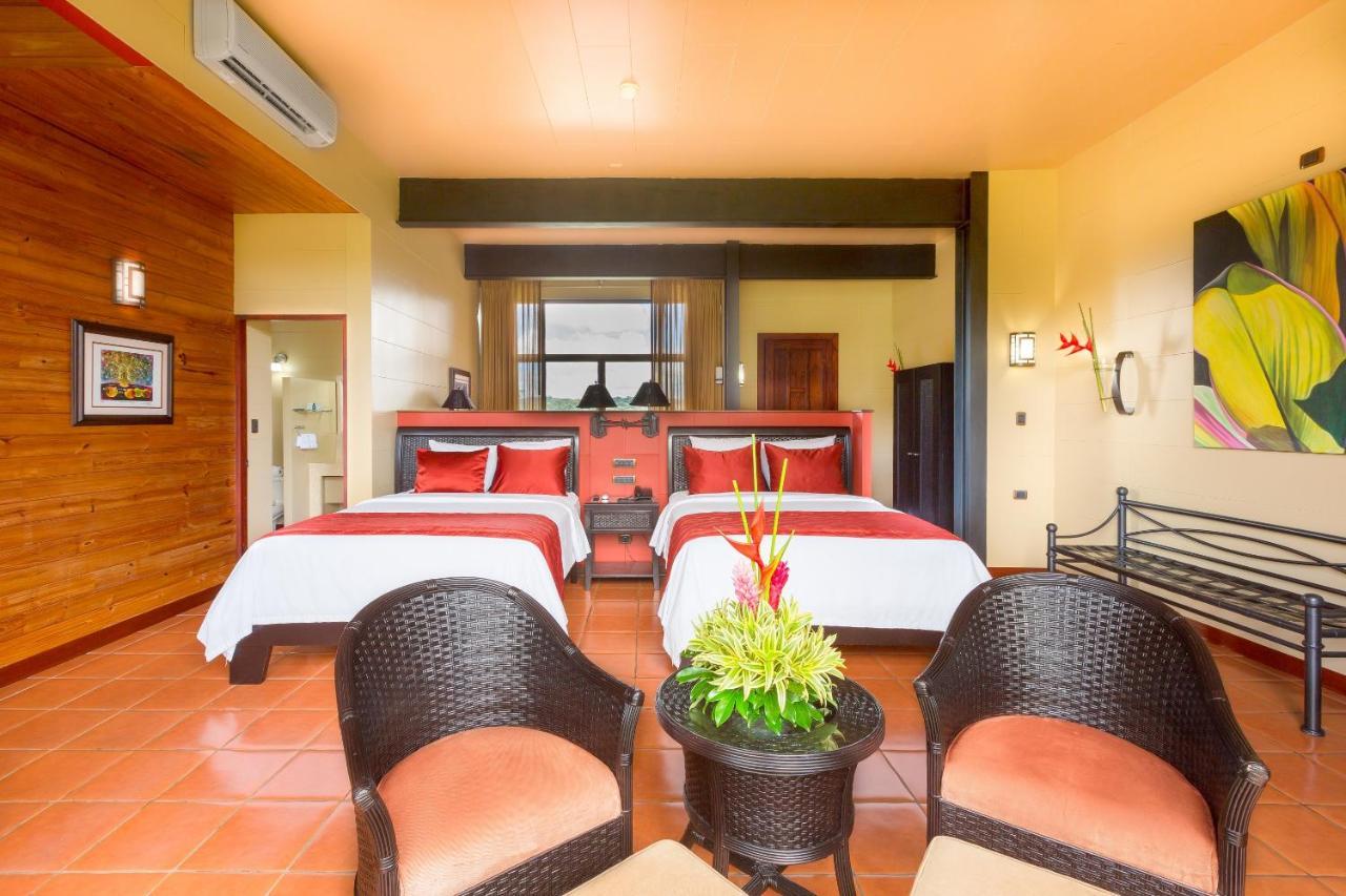 Hotel Arenal Kioro Suites & Spa La Fortuna Exterior photo